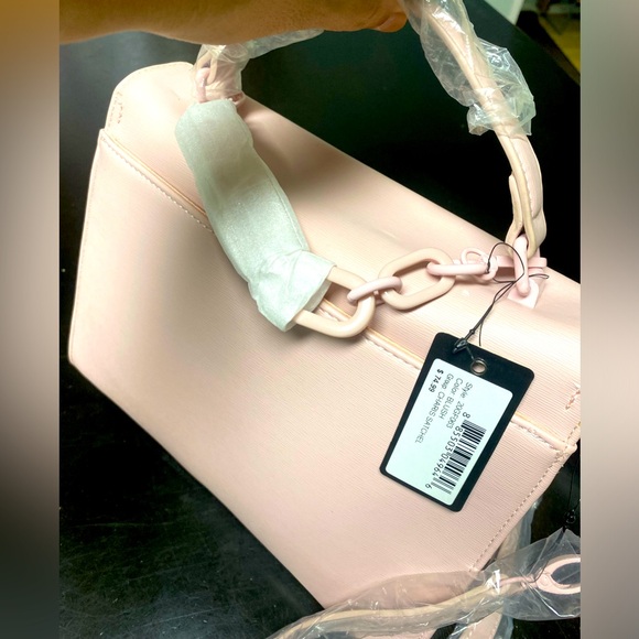 Guess Charis Satchel - Picture 3 of 5